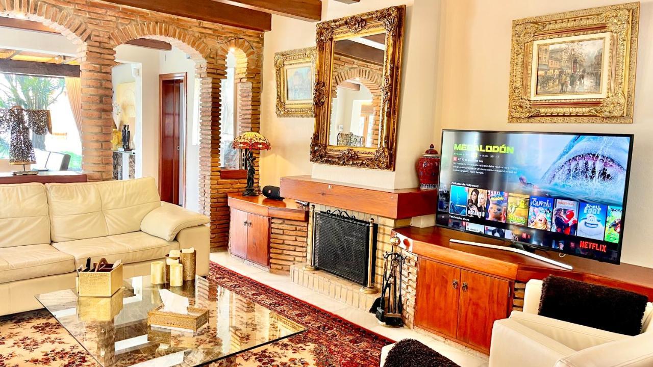 Villa Turrion Marbellac Extérieur photo
